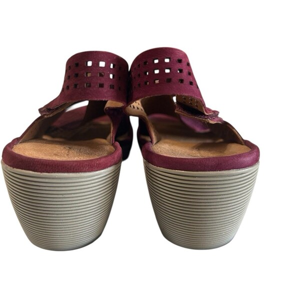 Clarks Clarene Award Womens 9.5M Plum Purple Nubuck Leather Wedge Sandal - Picture 11 of 16